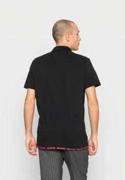 Hollister Co. WEBEX ADGP GRAPHICS - Poloshirt - Black | Herren 9 Hollister Co. WEBEX ADGP GRAPHICS - Poloshirt - Black | Herren -Hollister Co Verkäufe 2022 f6b1a8a1f97644bf8b6c0e1a1e308068