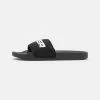 Hollister Co. Pantolette Flach - Black/with | Herren 2 Hollister Co. Pantolette Flach - Black/with | Herren -Hollister Co Verkäufe 2022 ff15c6b01dfd4995a743cdf3f99cfee1