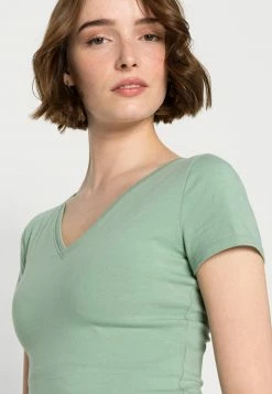 Hollister Co. BABY TEE 3 PACK - T-Shirt Basic - Bright White/placid Blue/green Bay | Damen 15 Hollister Co. BABY TEE 3 PACK - T-Shirt Basic - Bright White/placid Blue/green Bay | Damen -Hollister Co Verkäufe 2022 fff92968b5954204aff0104c29b1b1d1